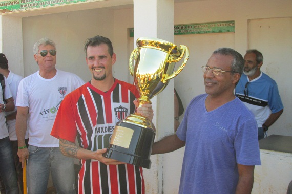 Troféu campeão Taça Cidade 2014